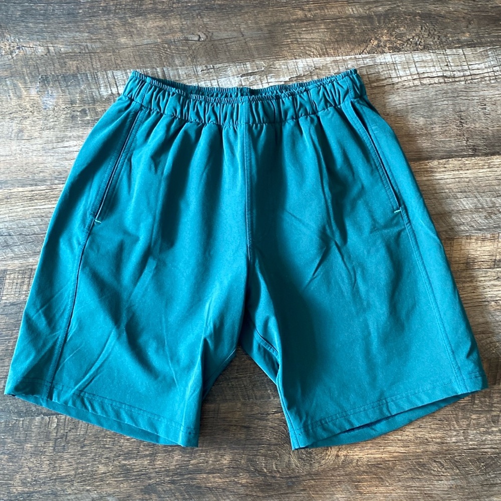 Myles Everyday Short - Green, Size S